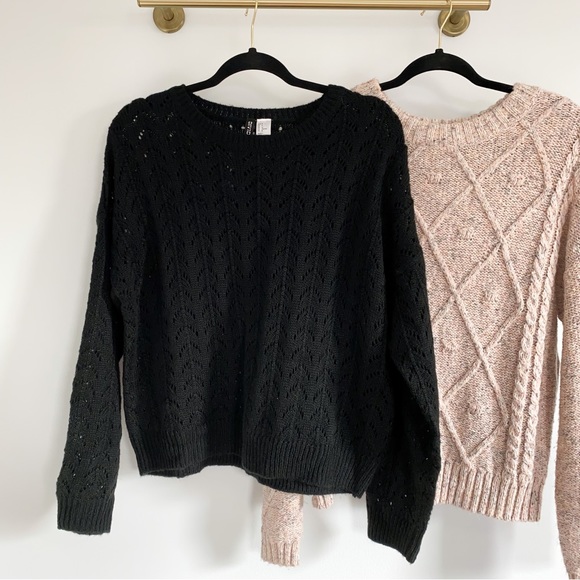 Bundle of Cable Knit Sweaters - Picture 3 of 9